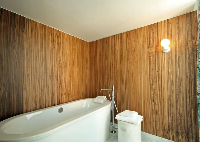 Готель Gold By Marina (adults Only) 4*